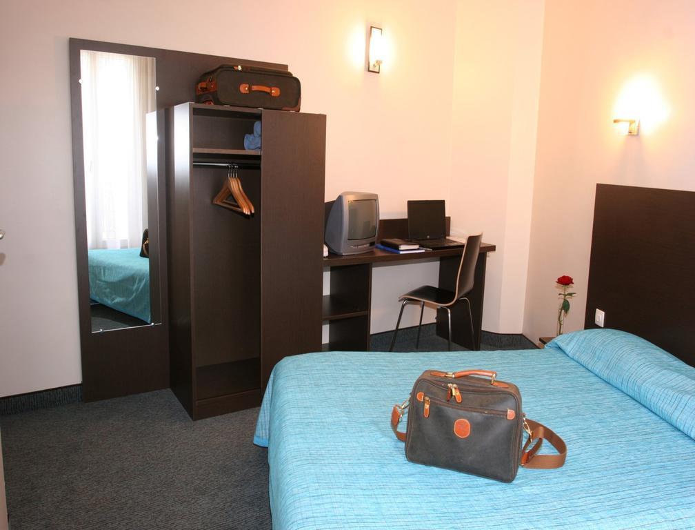 Hotel Amarys Simart Paris Phòng bức ảnh
